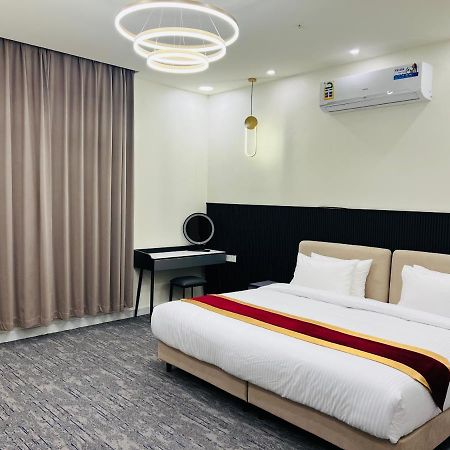 Falcon Grand Hotel Ras al Hadd Esterno foto