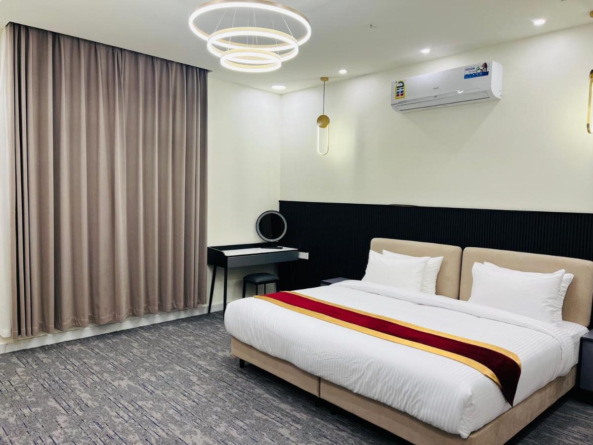 Falcon Grand Hotel Ras al Hadd Esterno foto